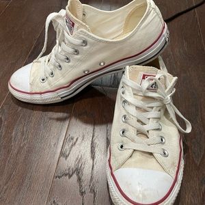 Worn with love size 9 white converse